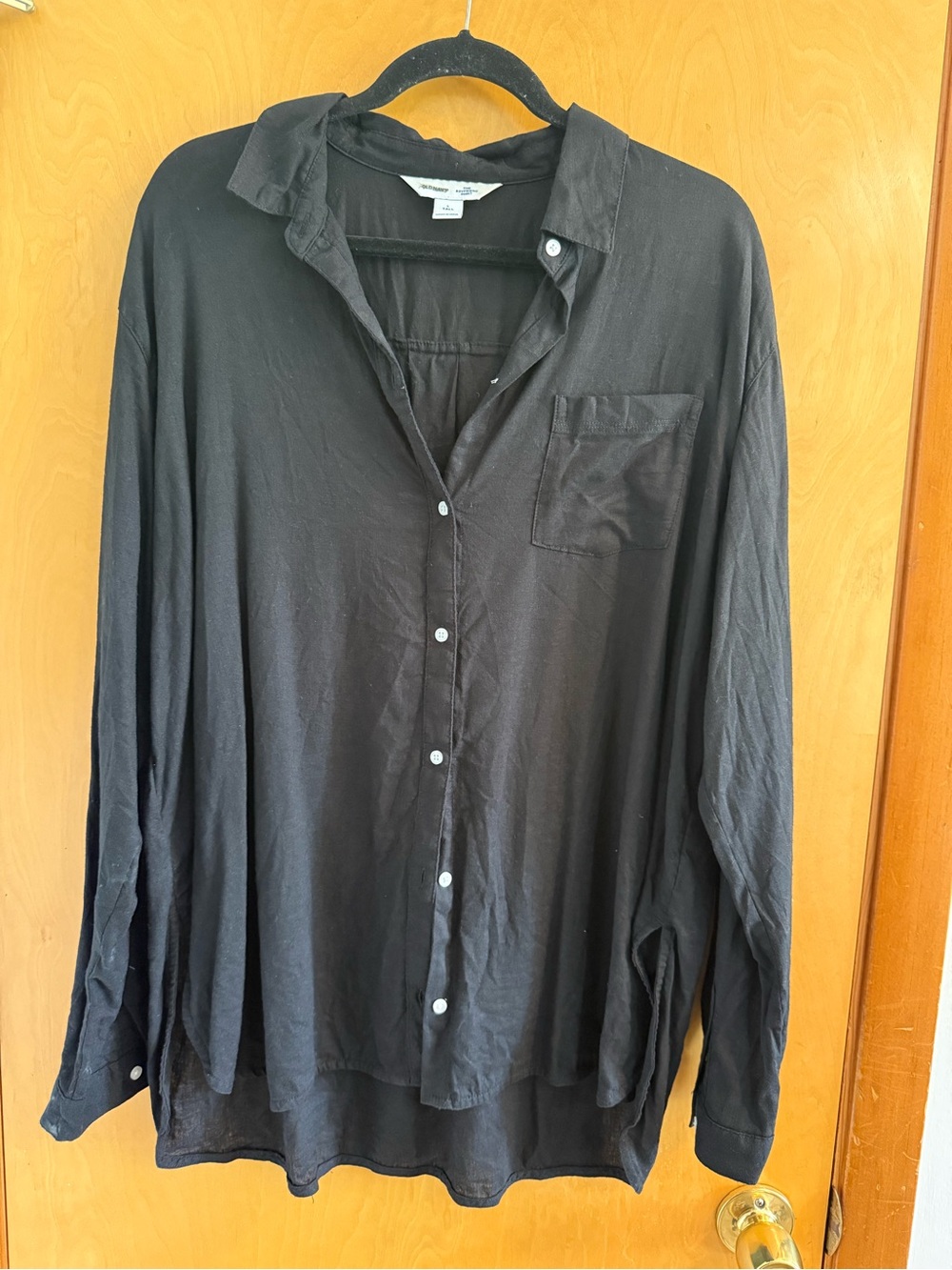 Old Navy Linen Long-Sleeve Button-Down Shirt